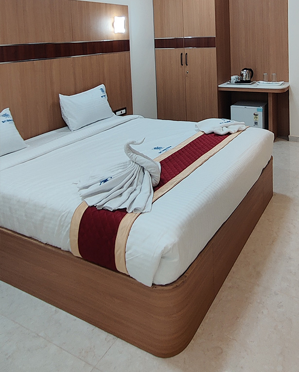 Sri Sola Raja Residency is Musiri - Elite Room