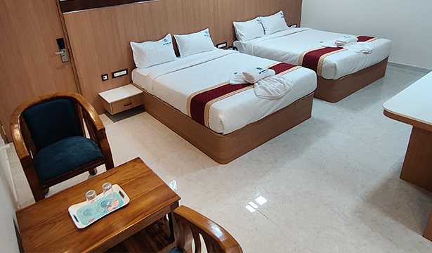 Sri Sola Raja Residency is Musiri - Suite Room